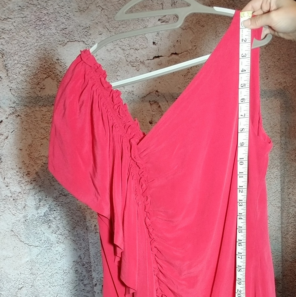 NWOT 💥CLEARANCE💥 ruffle asymmetrical - Picture 5 of 6